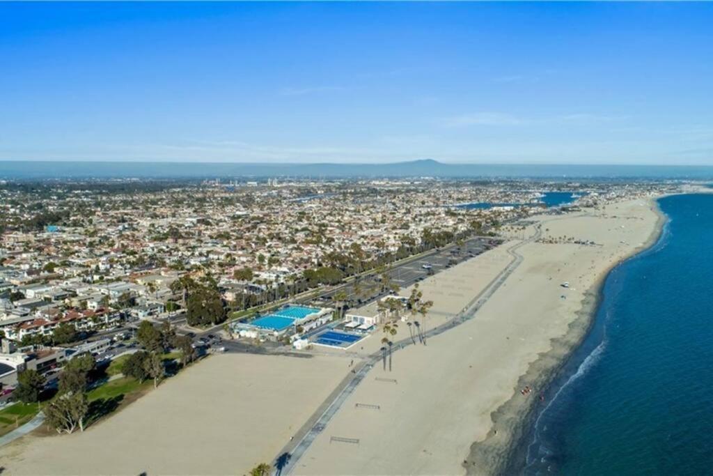 A Corner Unit With Ocean Views From Every Room Long Beach Exteriér fotografie
